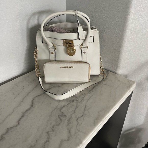 Michael Kors White Handbag and Wallet Set - Picture 1 of 3